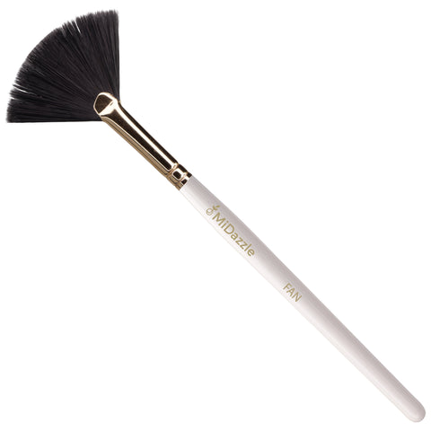 Midazzle Professional Fan Brush (MIMB00407)