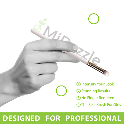 Midazzle Professional Eye Smudger Brush (MIMB00413)