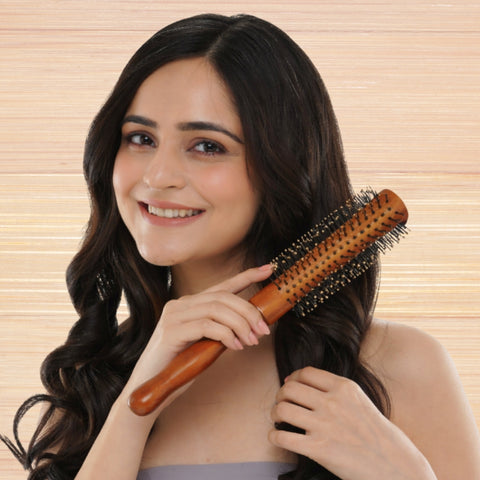 ROUND HAIR BRUSH (WOOD) MIHB0044
